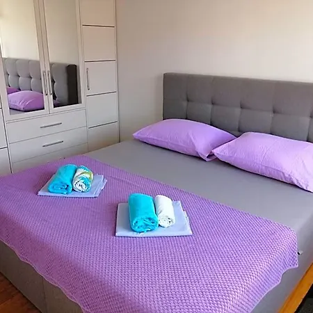 Mery 3* Traù